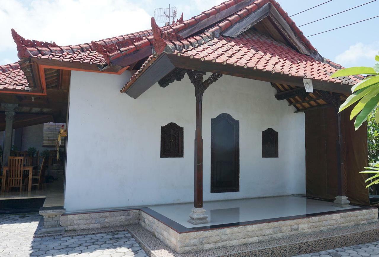 Krisna Guest House Toyapakeh Exterior photo